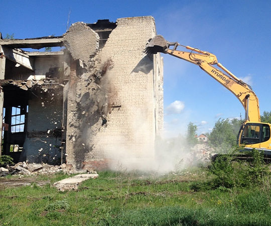 Демонтаж зданий в Серпухове и  Московской области